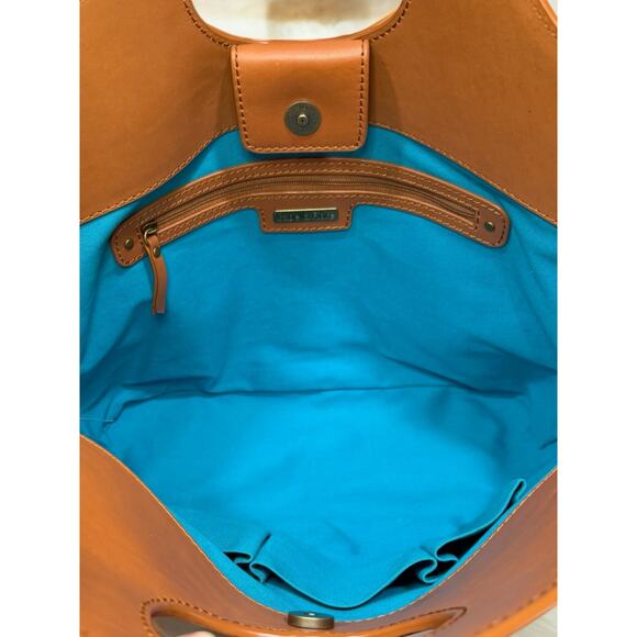 Isabella Fiore Large Raffia Floral Beaded Applique Tote Bag - Picture 5 of 12